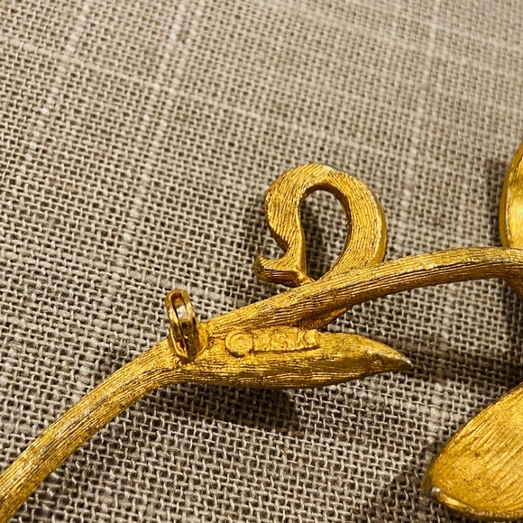 AP9-Large Vintage BSK Gold Lily Bloom Figural Brooch - Picture 7 of 12